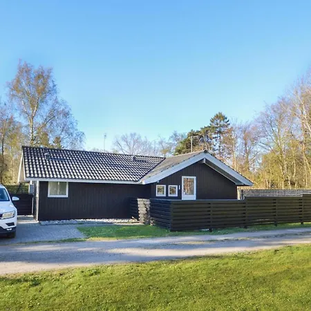 Botovej Vaeggerlose Xi Feriehus *