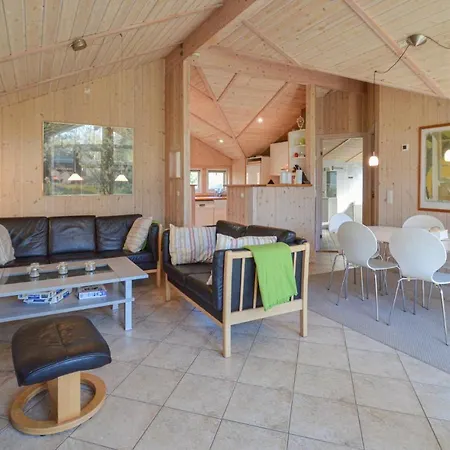 Ferienhaus Amazing In Vaeggerlose With Kitchen *