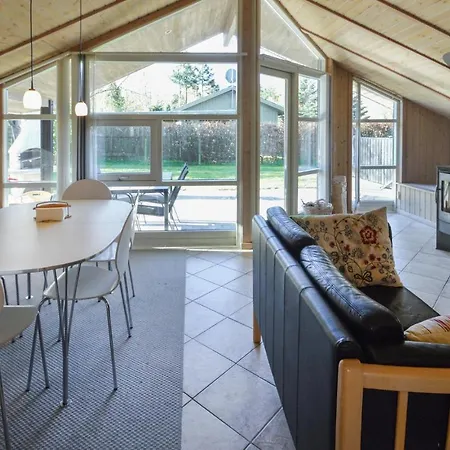 Amazing In Vaeggerlose With Kitchen Ferienhaus